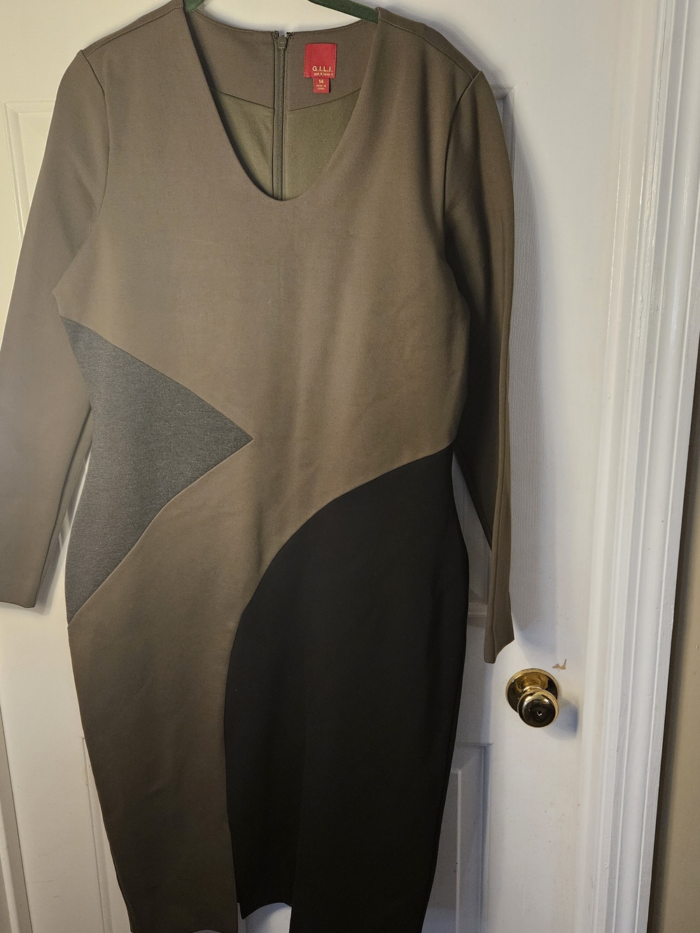 Gilli Olive and Black Colorblock Long-Sleeve Ponte Dress